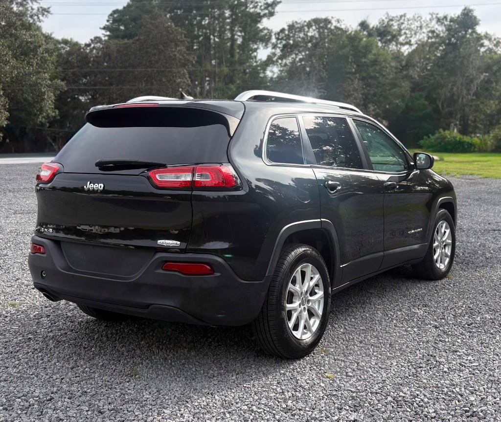 2014 Jeep Cherokee - $11,995