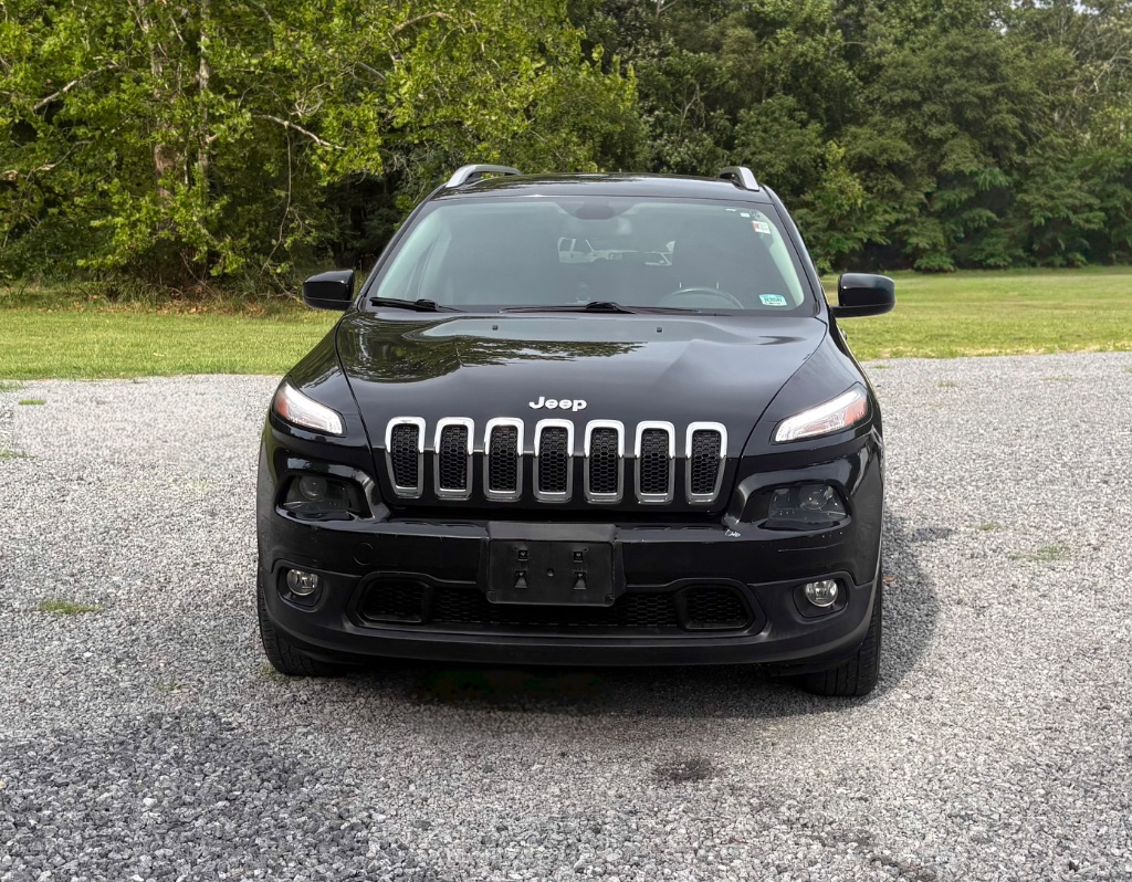 2014 Jeep Cherokee - $11,995
