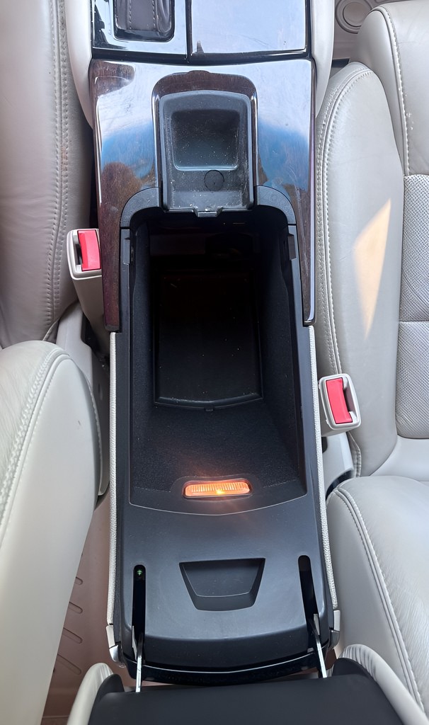 2014 Cadillac XTS - $10,995