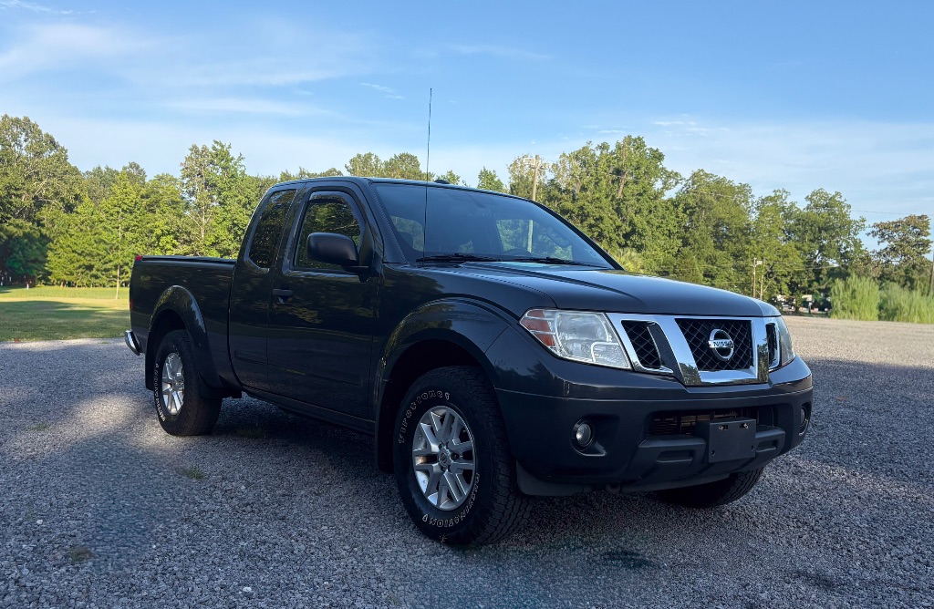 2015 Nissan Frontier - $11,995