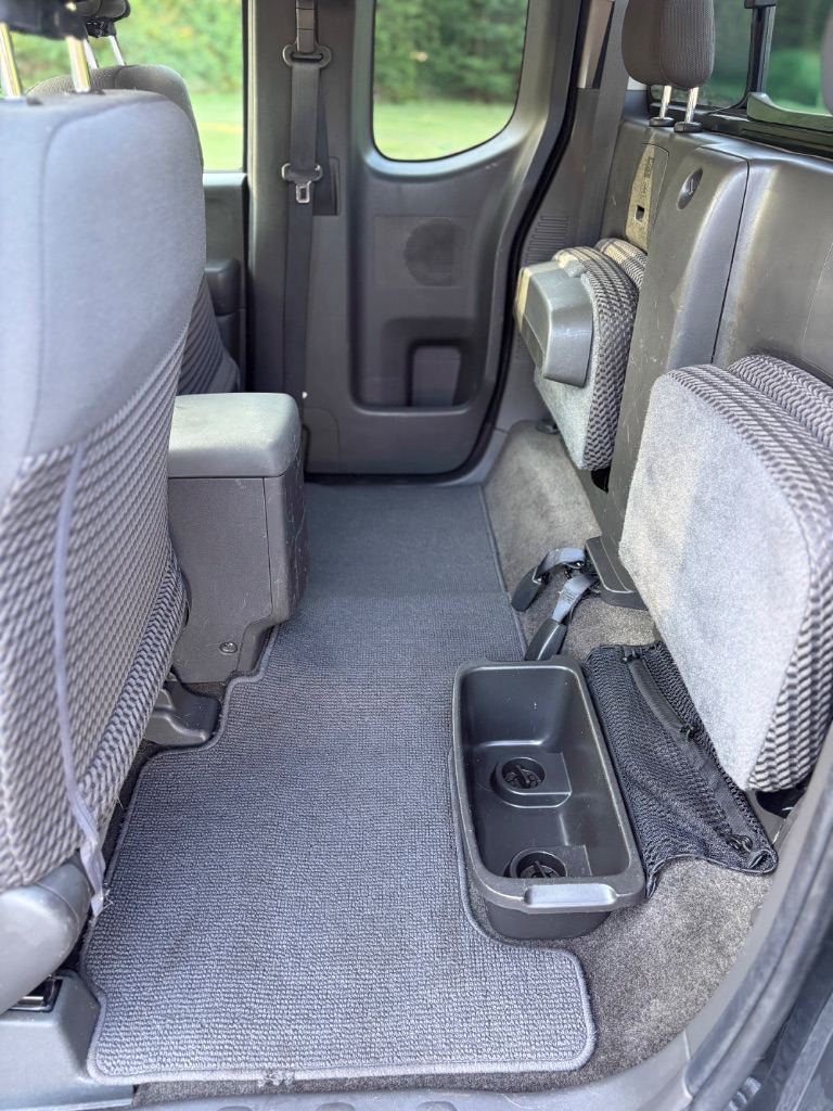 2015 Nissan Frontier - $11,995