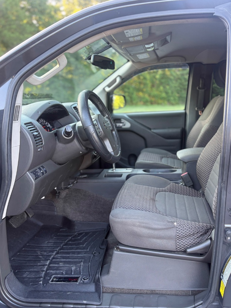 2015 Nissan Frontier - $11,995
