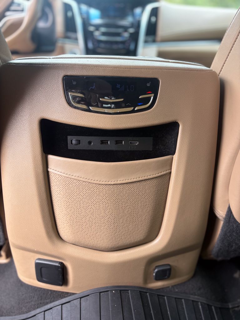 2018 Cadillac Escalade - $26,995
