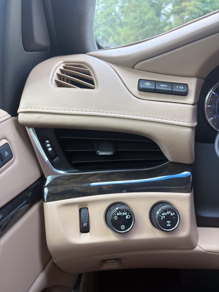 2018 Cadillac Escalade - $26,995