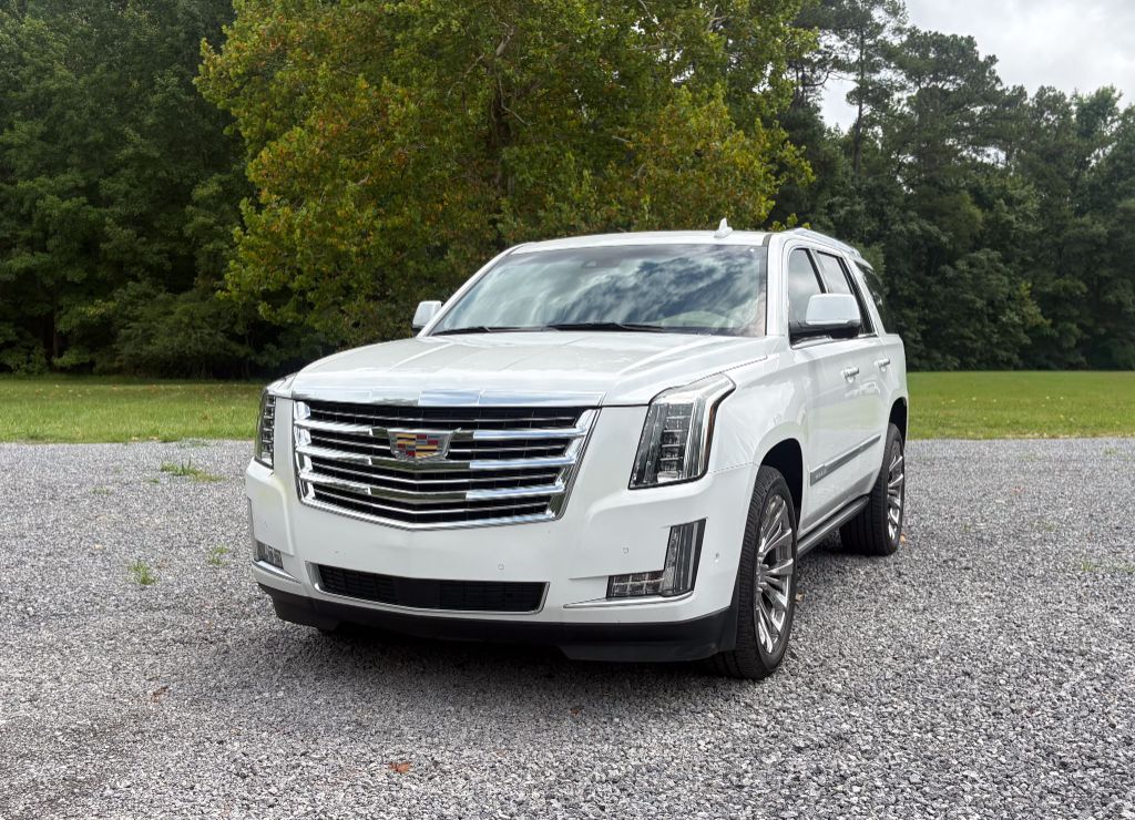 2018 Cadillac Escalade - $26,995