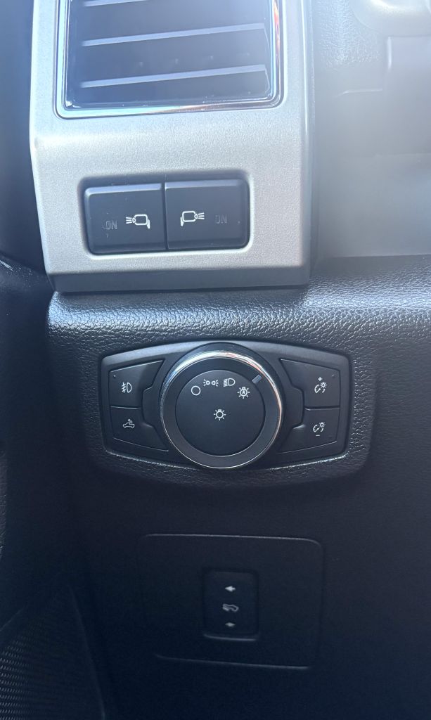 2017 Ford F150 - $21,500