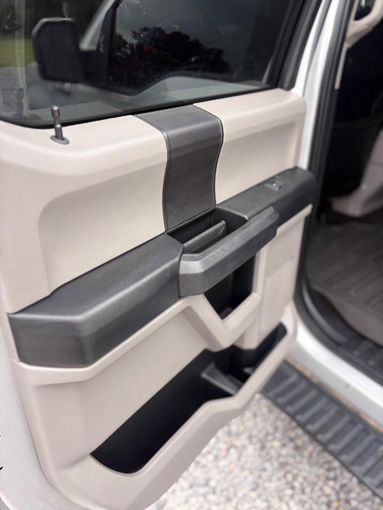 2018 Ford F150 - $17,995