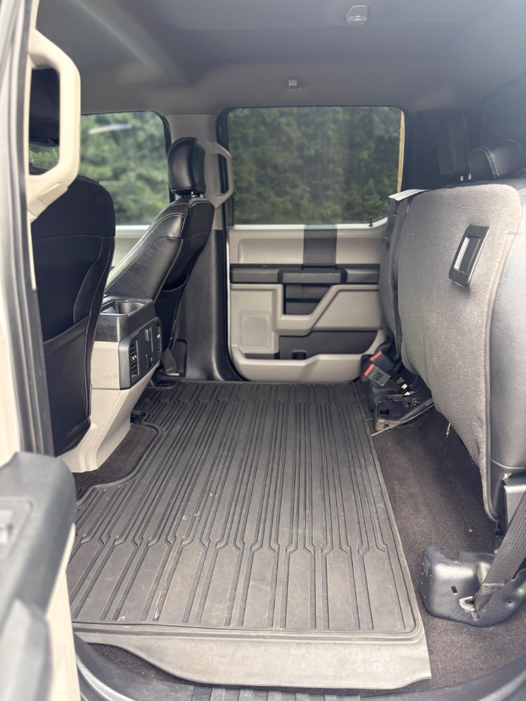 2018 Ford F150 - $17,995