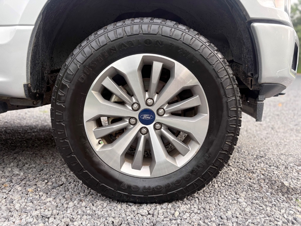 2018 Ford F150 - $17,995