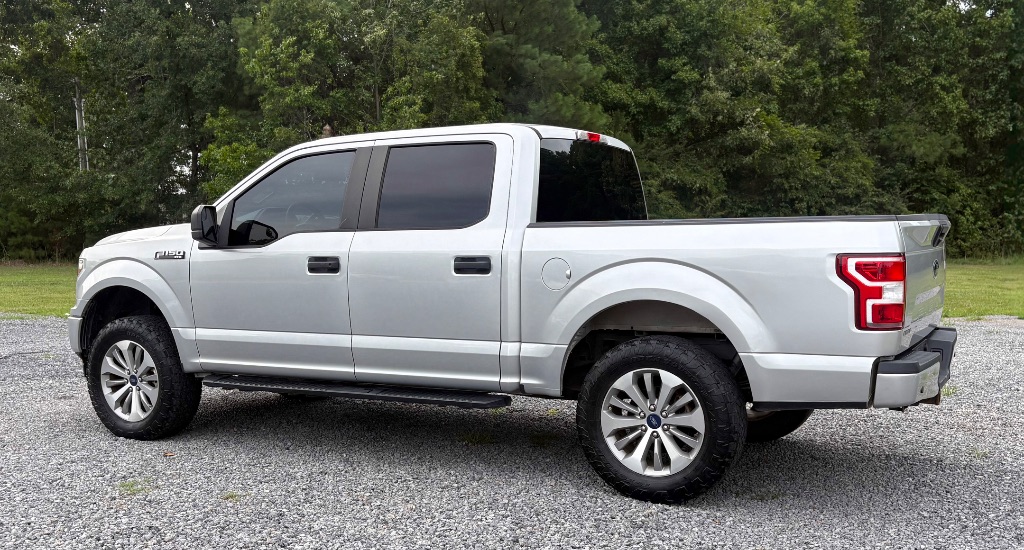 2018 Ford F150 - $17,995