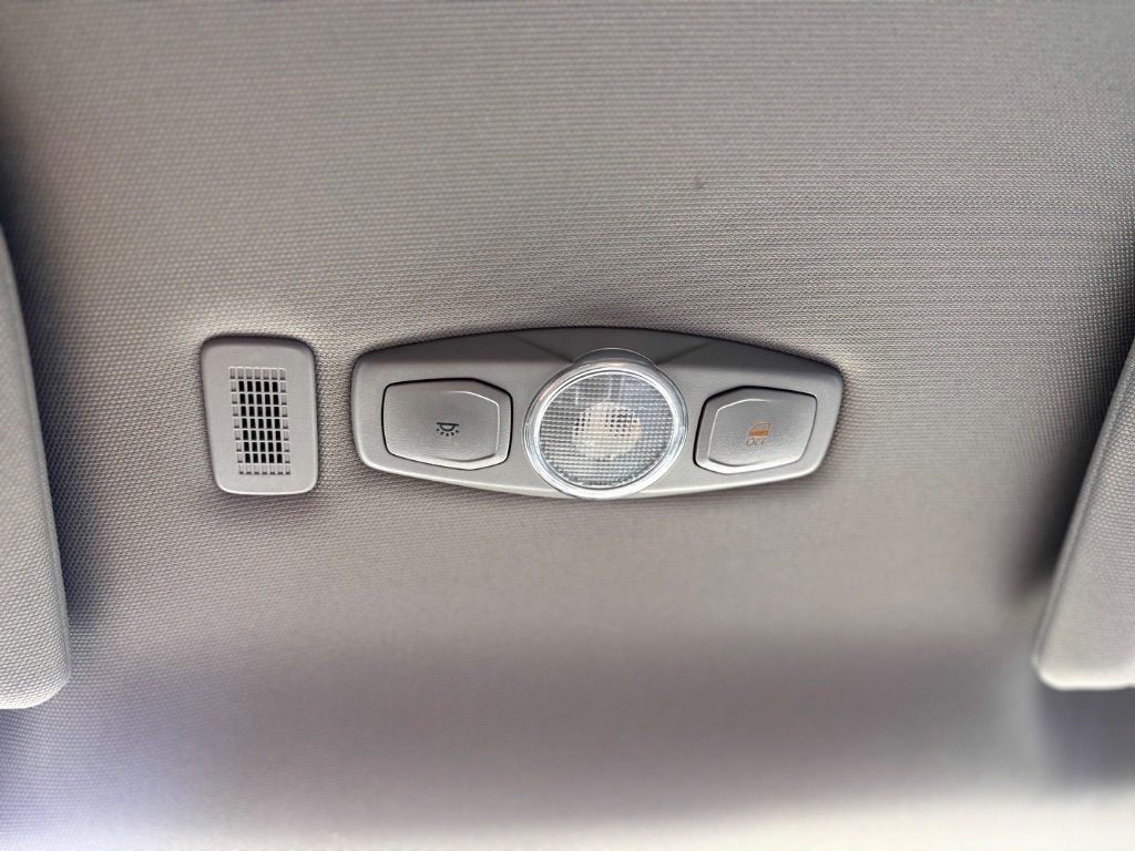 2018 Ford F150 - $17,995