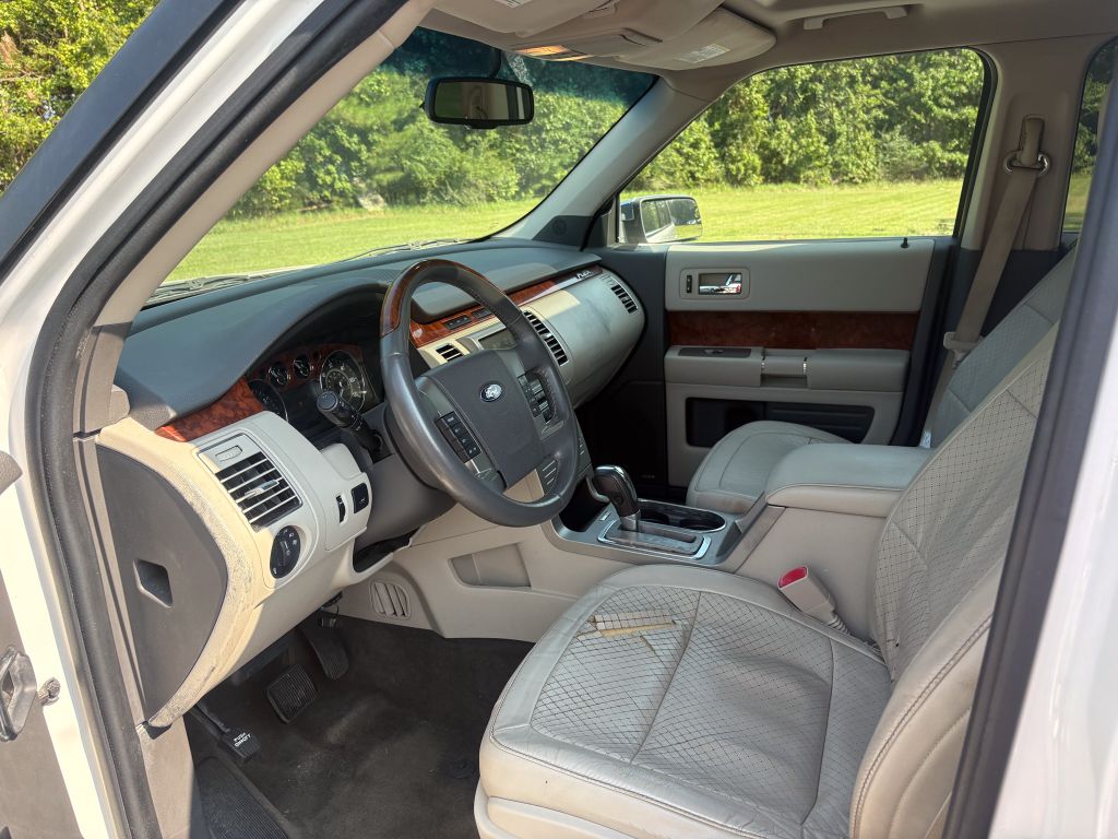 2010 Ford Flex - $6,995