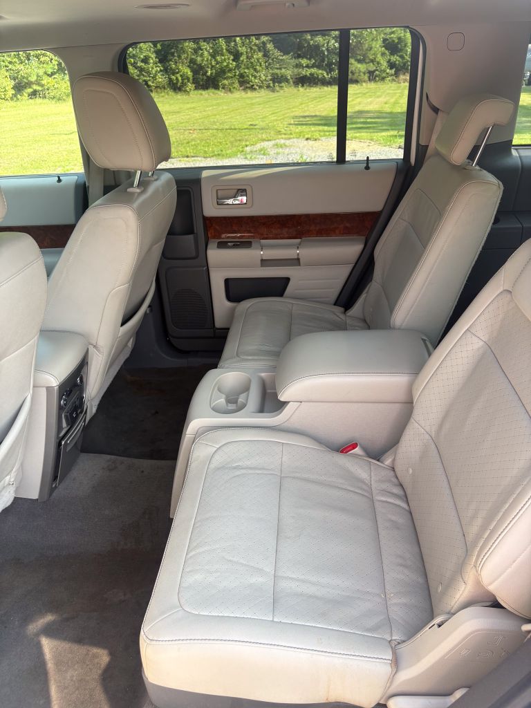 2010 Ford Flex - $6,995