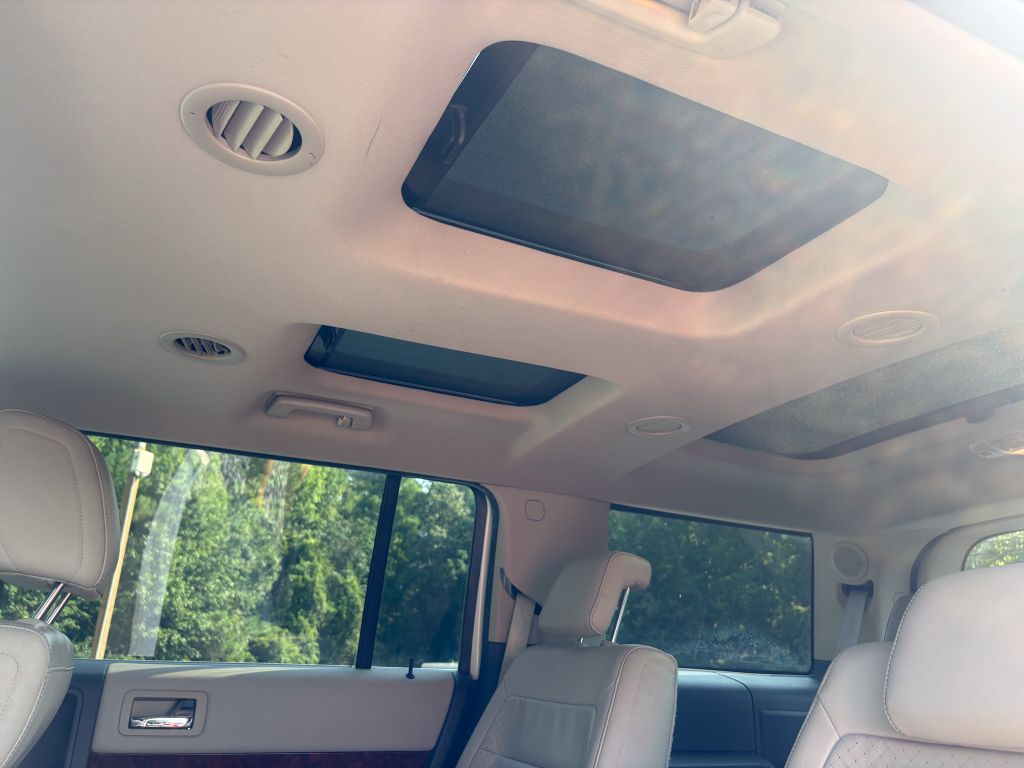 2010 Ford Flex - $6,995