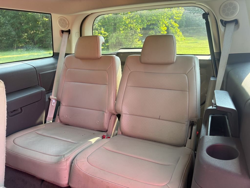 2010 Ford Flex - $6,995