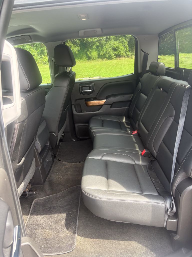 2018 Chevrolet Silverado - $16,995