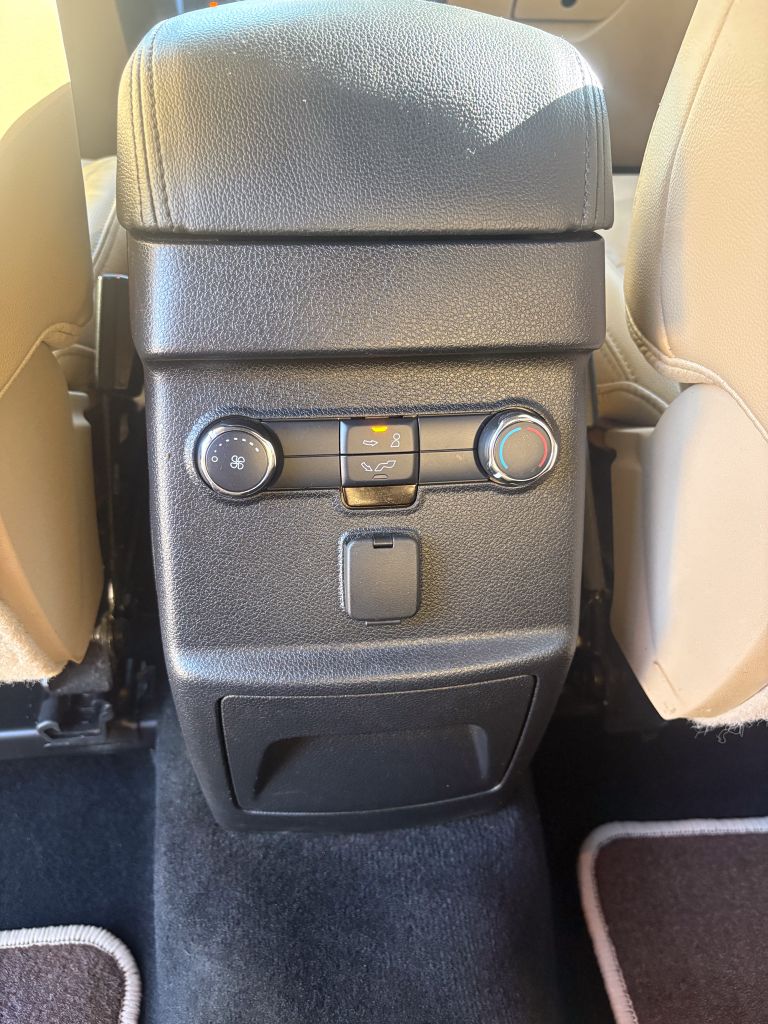 2017 Ford Explorer - $12,995