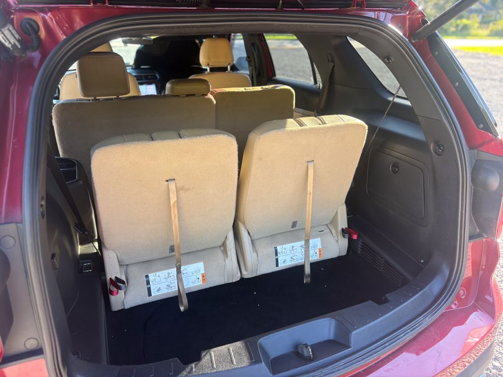 2017 Ford Explorer - $12,995