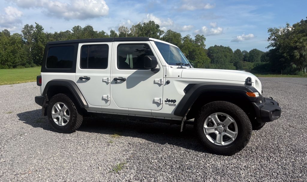 2021 Jeep Wrangler - $31,500