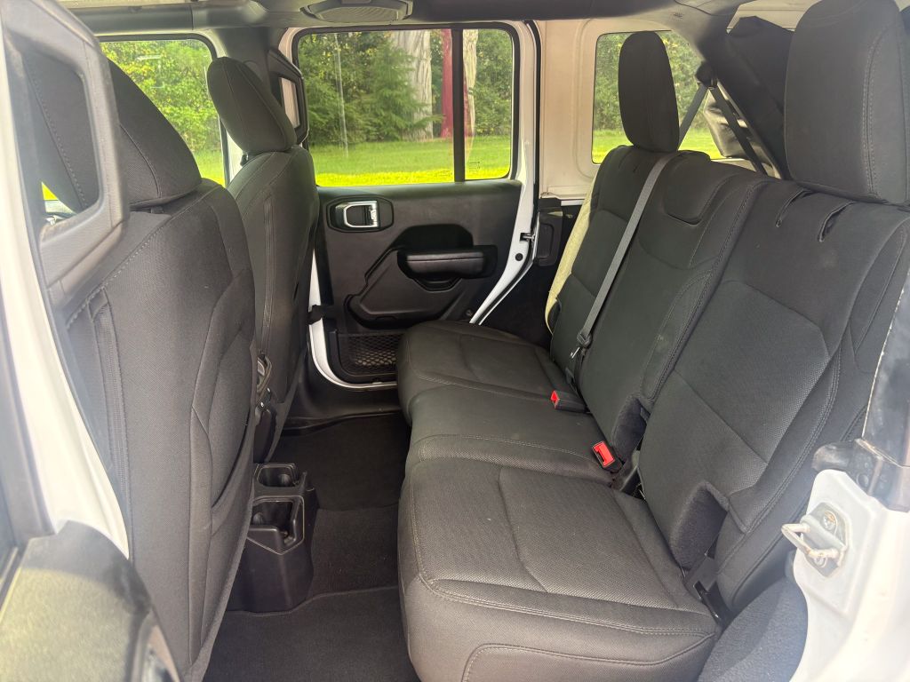 2021 Jeep Wrangler - $31,500