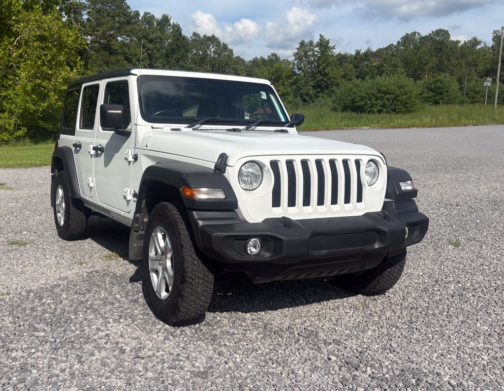 2021 Jeep Wrangler - $31,500