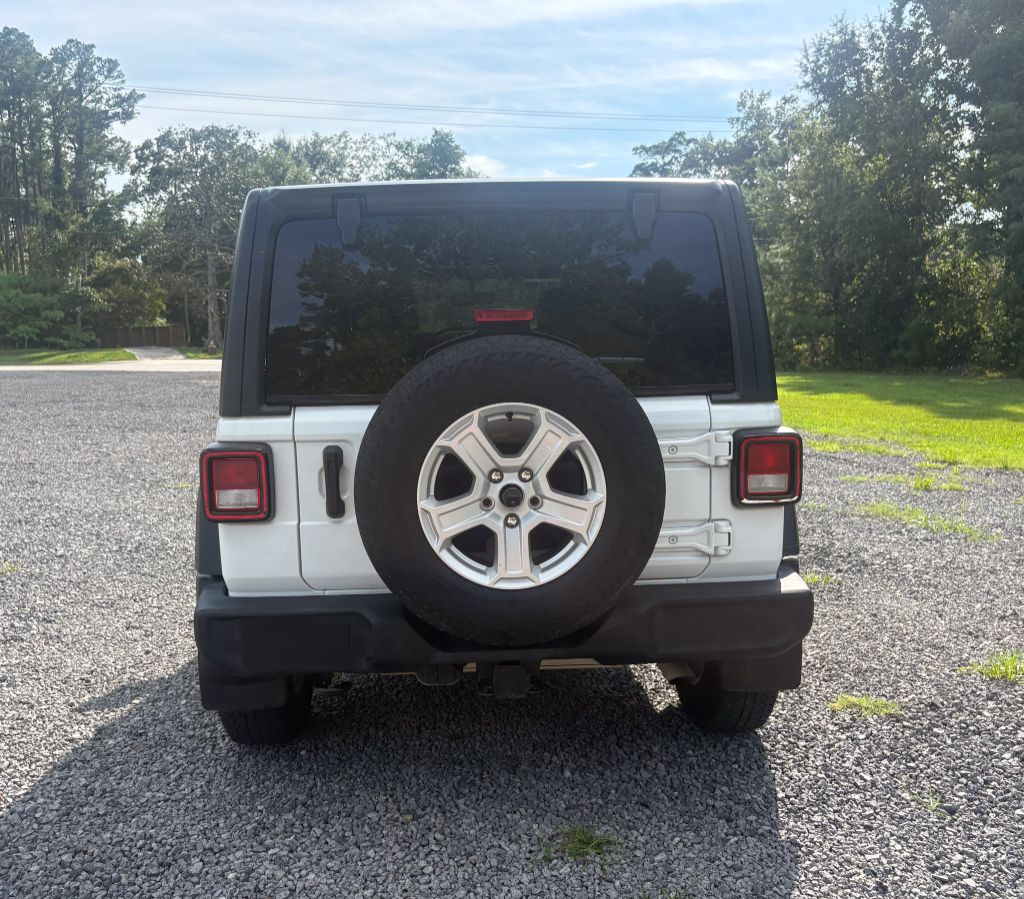 2021 Jeep Wrangler - $31,500