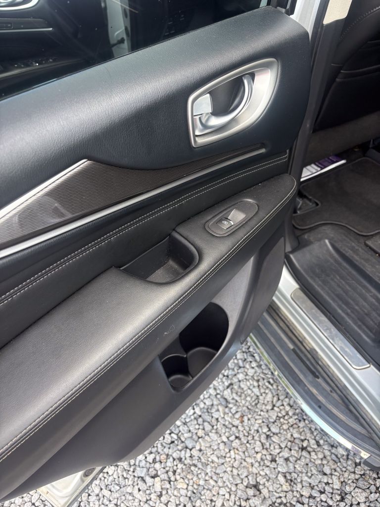 2019 INFINITI QX60 - $11,995