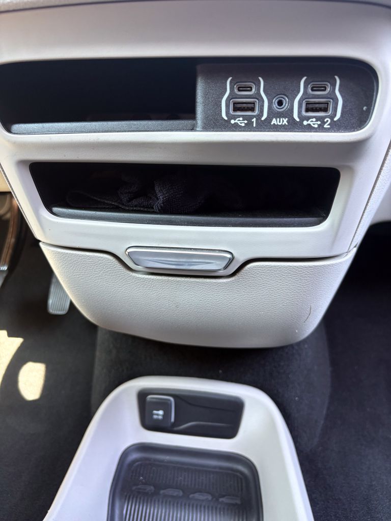 2024 Chrysler Voyager - $19,995