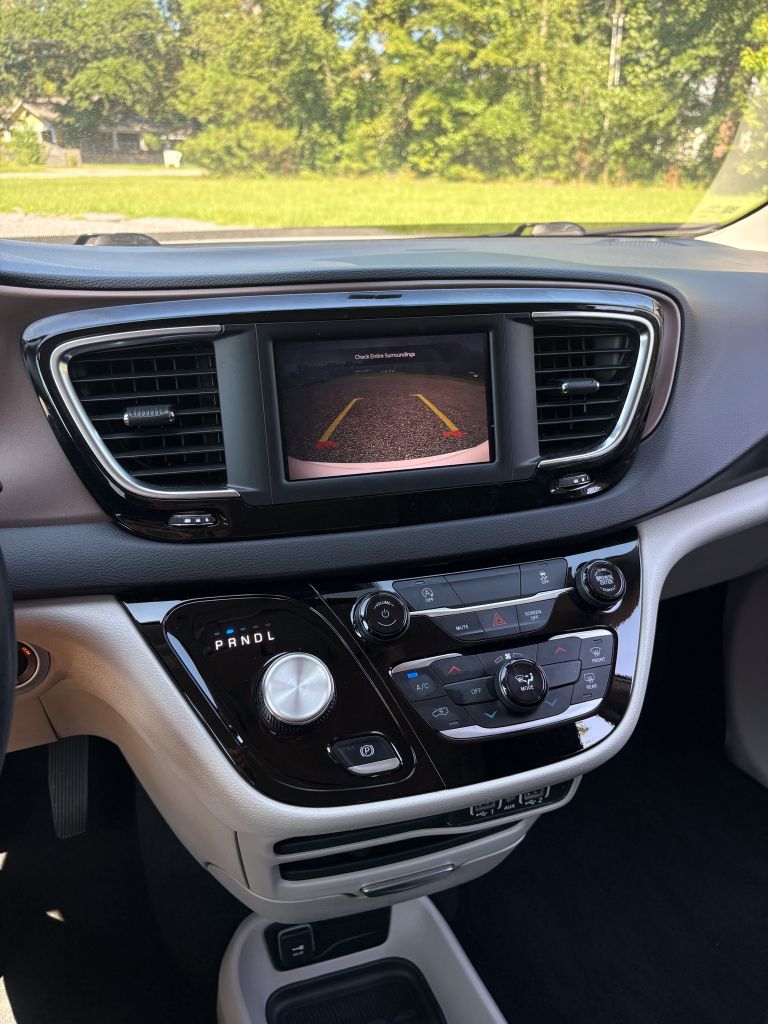 2024 Chrysler Voyager - $19,995