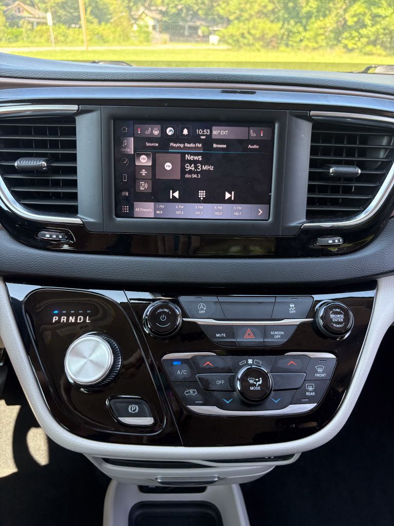 2024 Chrysler Voyager - $19,995