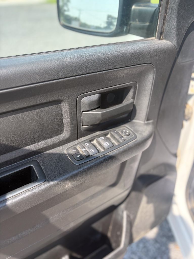 2017 Ram 1500 - $11,995