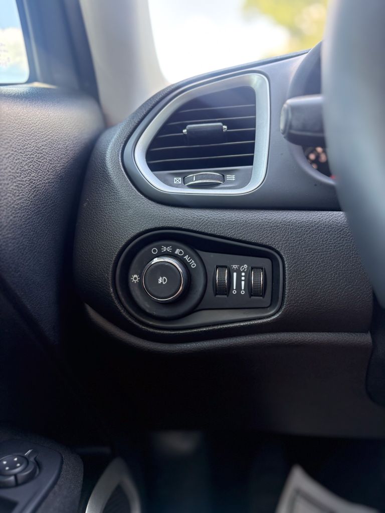 2018 Jeep Renegade - $12,995