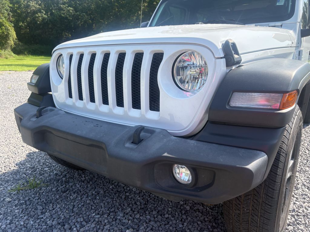 2018 Jeep Wrangler - $29,500