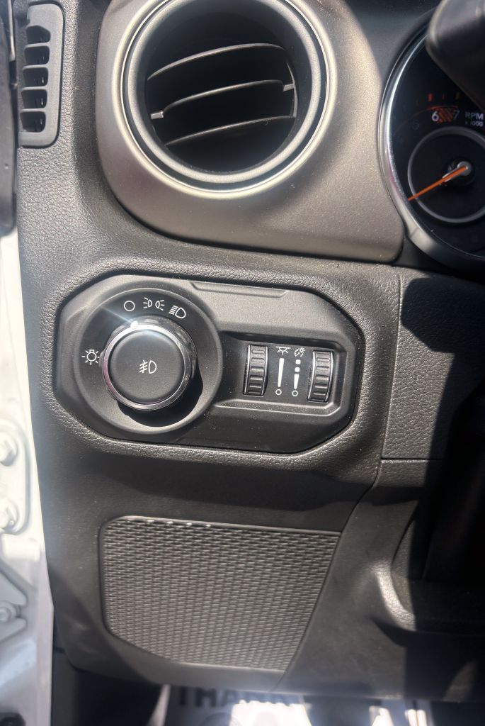 2018 Jeep Wrangler - $29,500