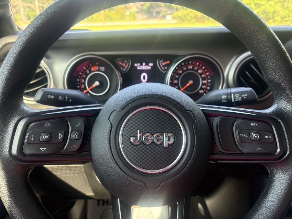 2018 Jeep Wrangler - $29,500