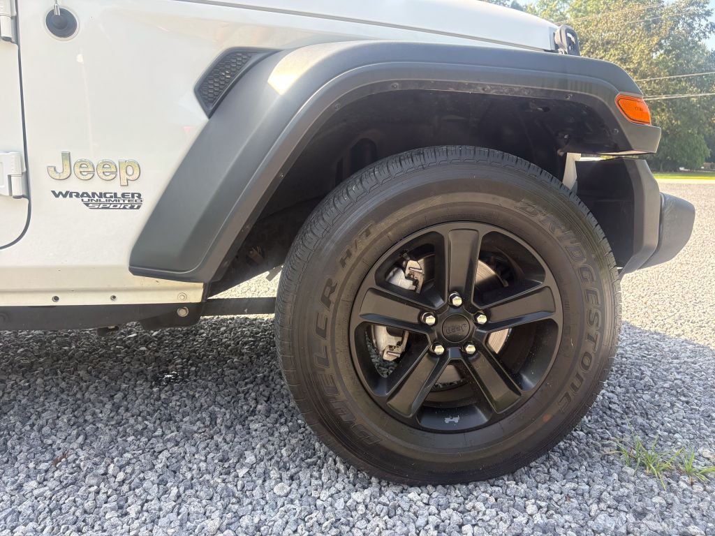 2018 Jeep Wrangler - $29,500