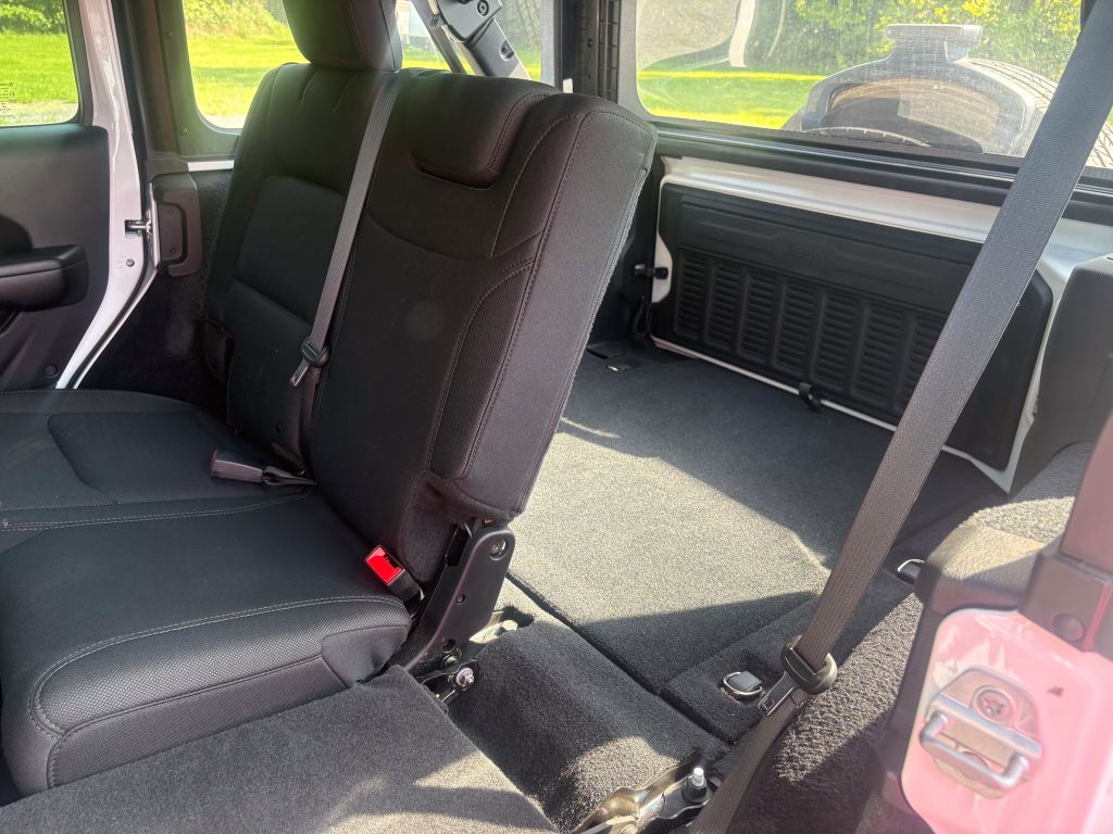 2018 Jeep Wrangler - $29,500