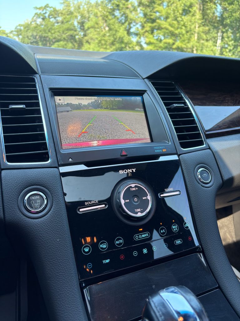 2018 Ford Taurus - $14,995