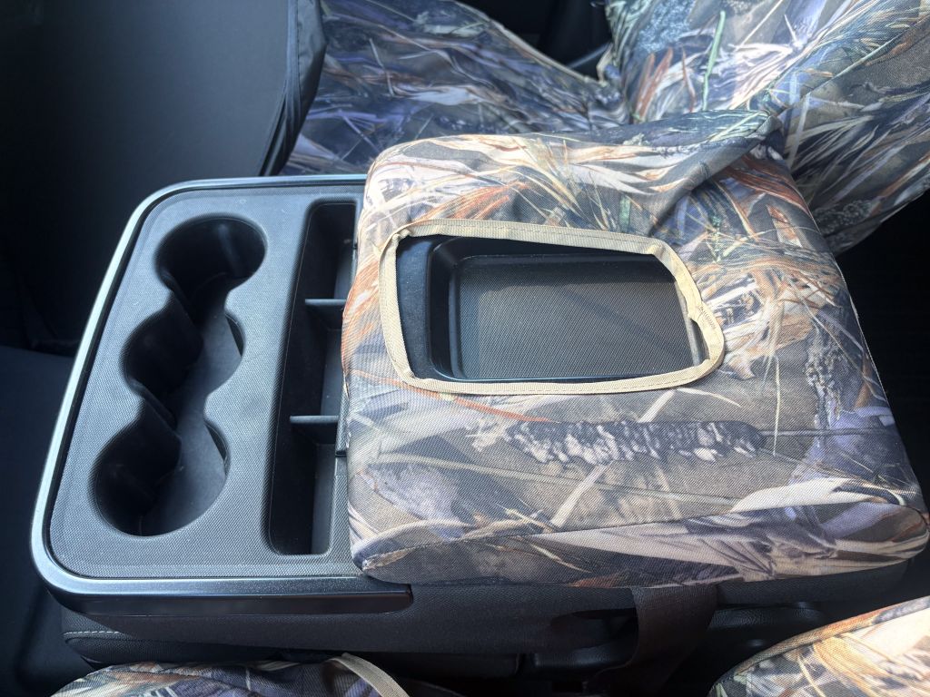 2016 Chevrolet Silverado - $17,995