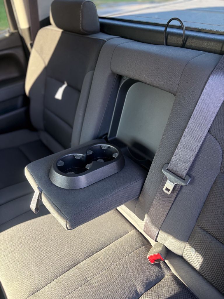 2016 Chevrolet Silverado - $17,995