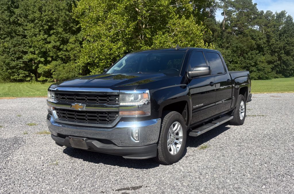 2016 Chevrolet Silverado - $16,995