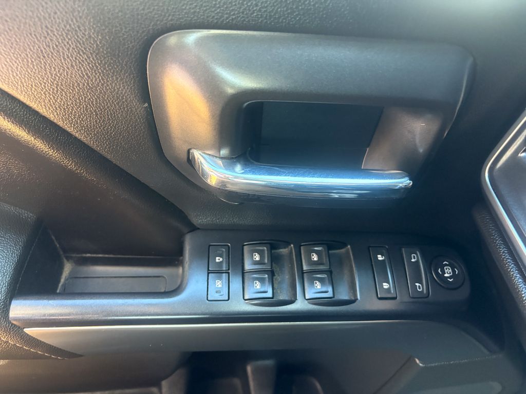 2016 Chevrolet Silverado - $16,995