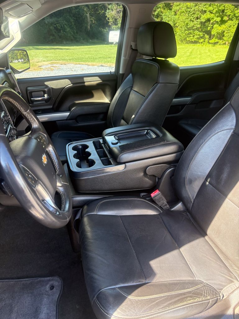 2016 Chevrolet Silverado - $16,995