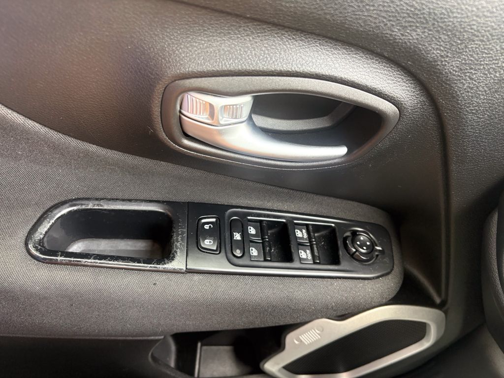 2019 Jeep Renegade - $15,931