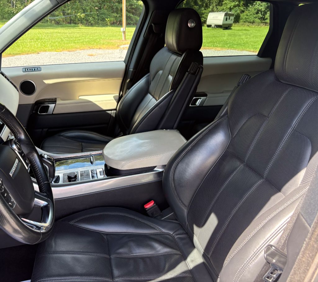 2015 Land Rover Range Rover Sport - $18,995