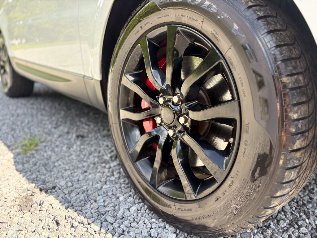 2015 Land Rover Range Rover Sport - $18,995