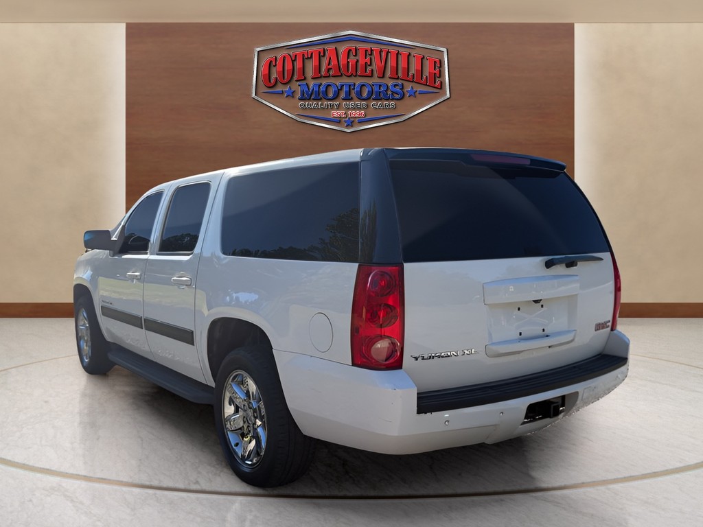 2011 GMC Yukon - $7,995
