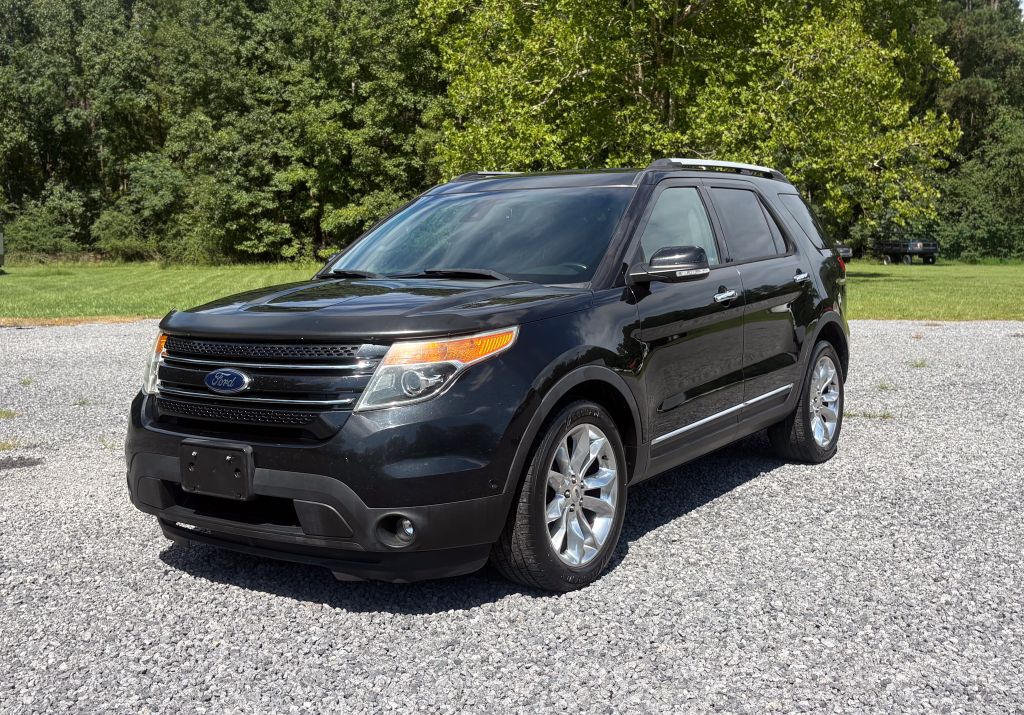 2013 Ford Explorer - $6,995