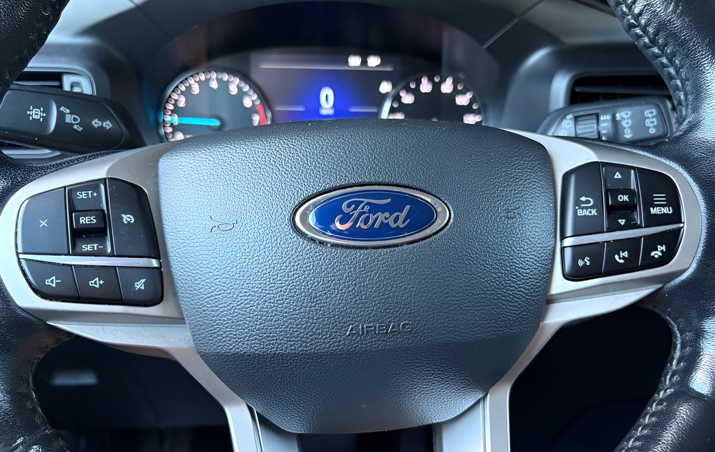 2022 Ford Explorer - $19,500