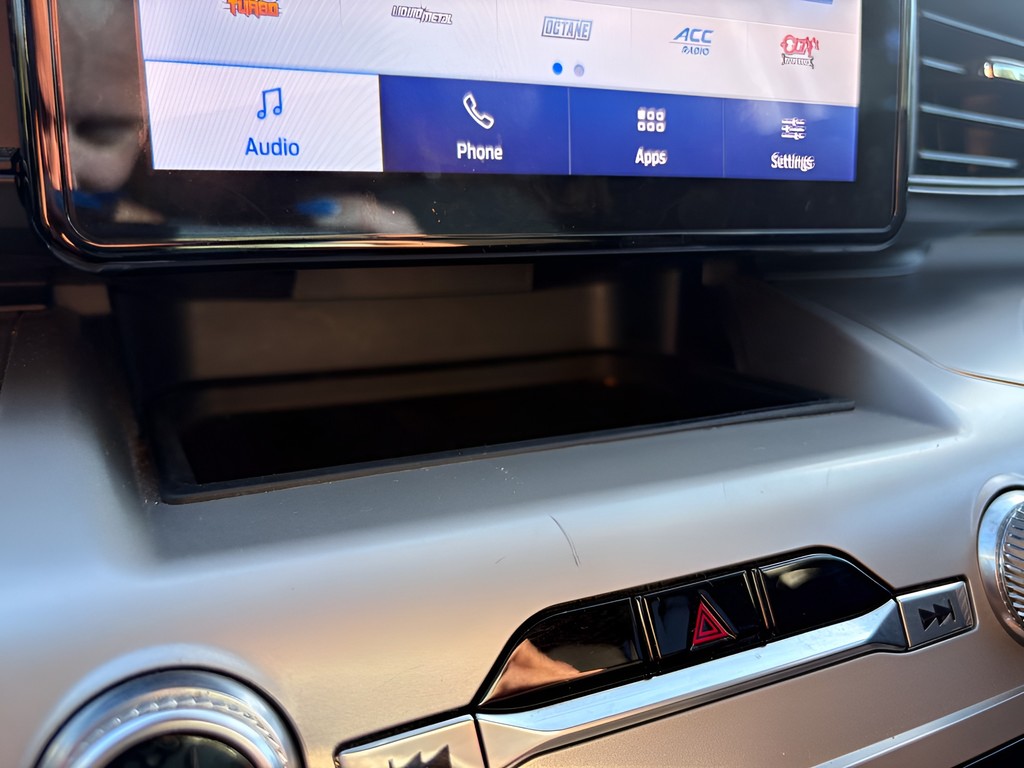 2022 Ford Explorer - $19,500